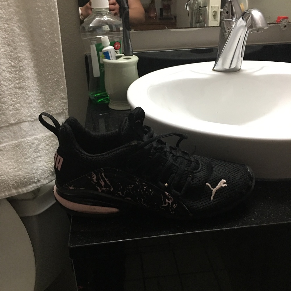 Pumas size. 6.5